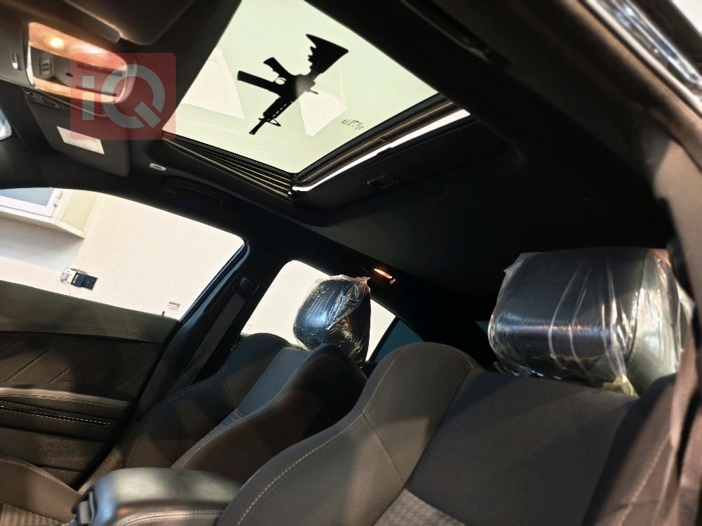 دودج تشارجر